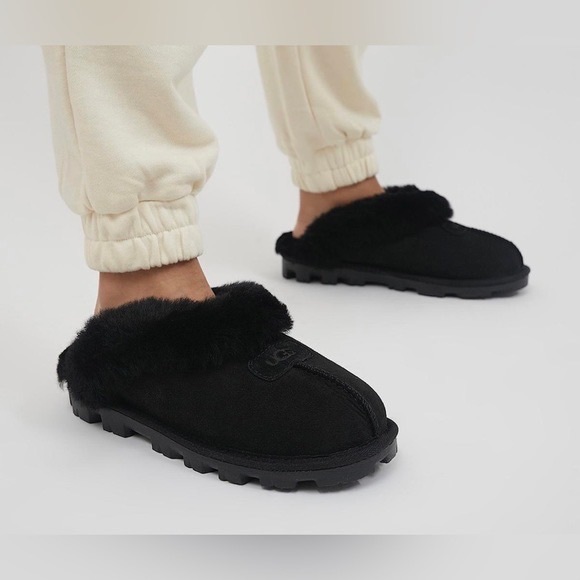 Women's Coquette Slide Slippers - Picture 2 of 5